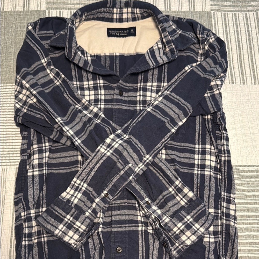 Abercrombie & Fitch Blue and White Casual Button Down Shirt